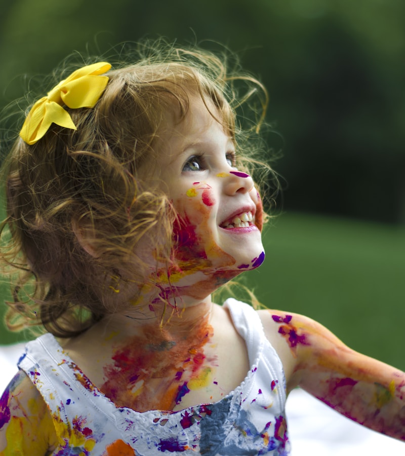 Szczęśliwe dziecko w przedszkolu